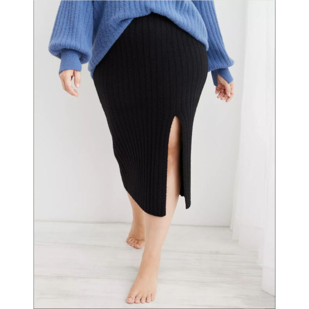 Msrp $55 Aerie Buttercream Sweater Skirt Black